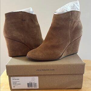 Lucky Brand Women's Honey Suede Wedge Boots